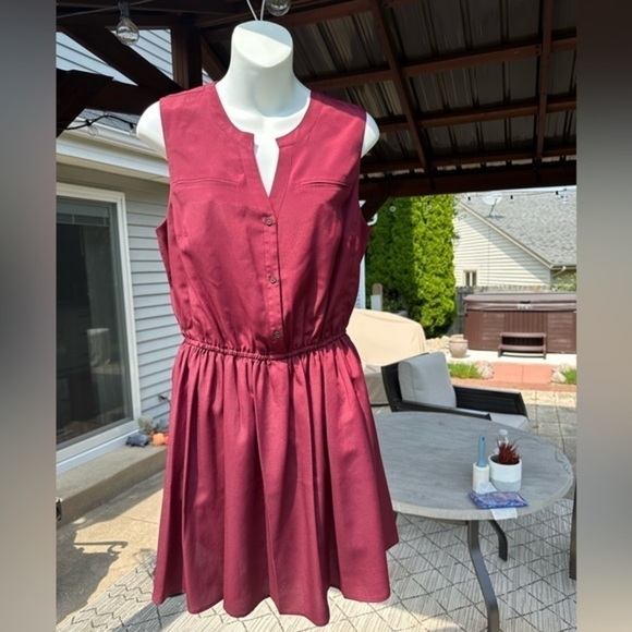 Maison Jules Brand (Set of Two) Green and Maroon Dresses Size Large - Picture 5 of 11